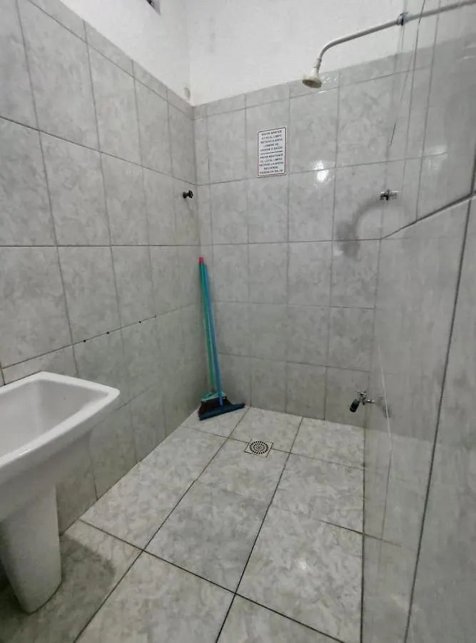 Apartamento 1 Apto Em Canasvieiras 2 Quadras Mar E No Centro Edf Camila Florianópolis